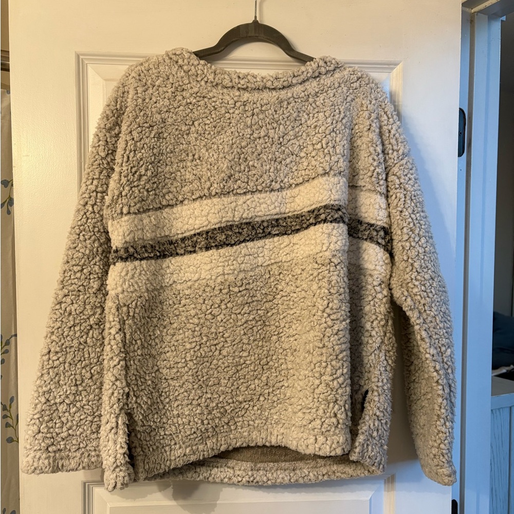 Dylan Sherpa Pullover - image 1